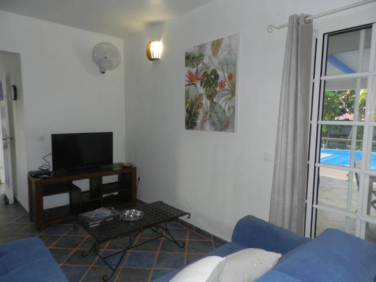 Villa Le Bord Bleu 르 물레 외부 사진